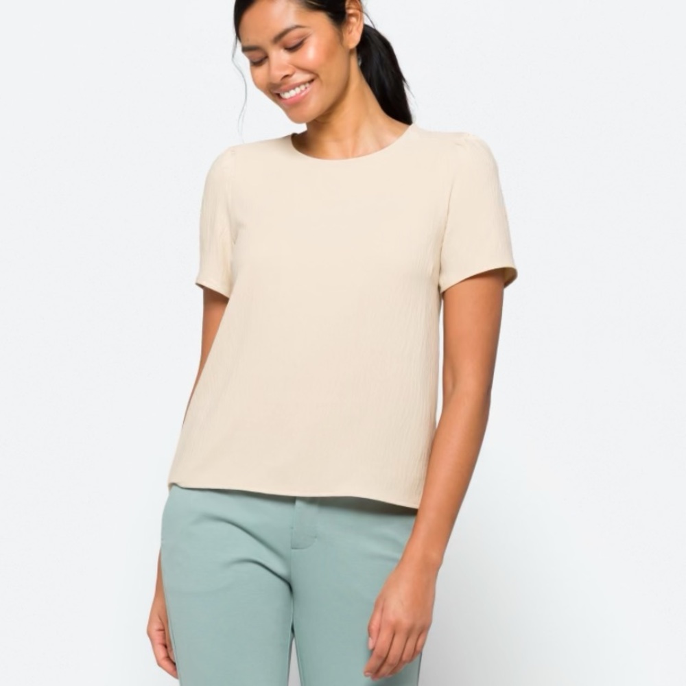 Dakota Back Button ⏮️ Detail Blouse